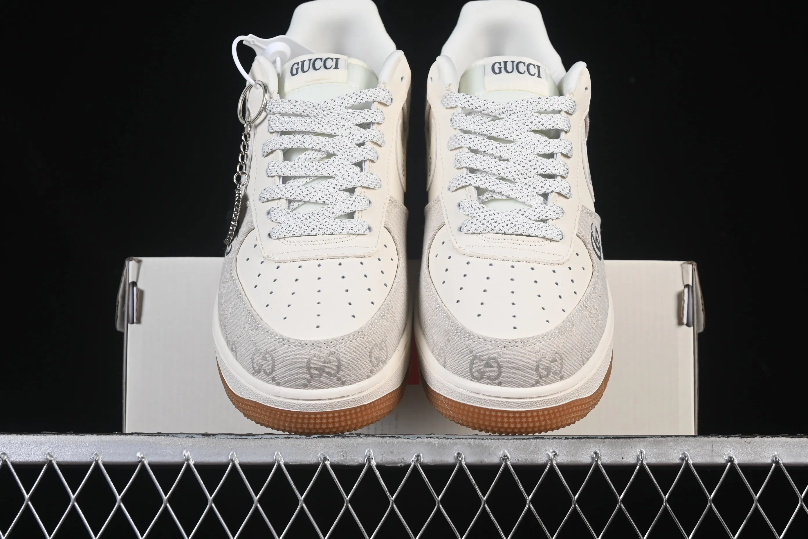 All categories Nk Air Force 1 Air Force series Nk Air Force 1 Low Air Force low-top Nike Air Force 1'07 Low Gucci co-branded soot raw rubber Air Force 1 low-top casual sneakers DK0188-084